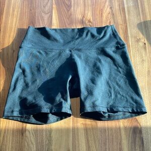 Fleo high rise biker short 6”